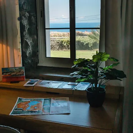 Quinta Do Sol Ocean With Bath & Volcano Views Rabo de Peixe